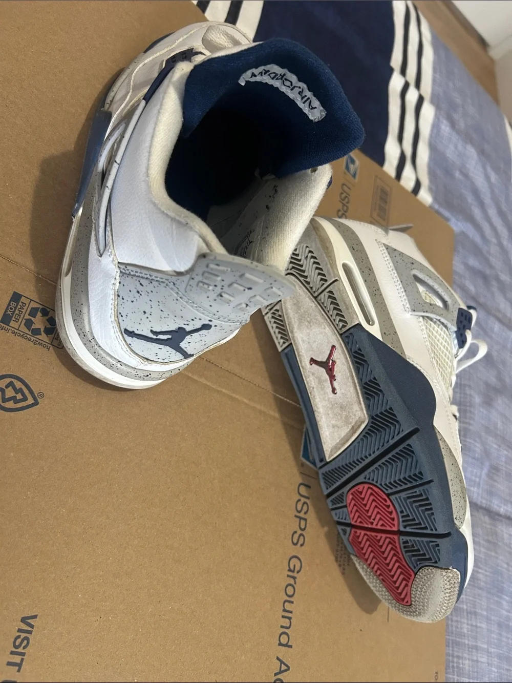 Jordan 4 Midnight Navy
